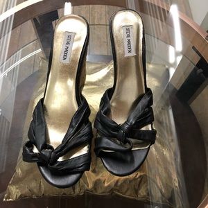 Black wedge sandal by Steve Madden